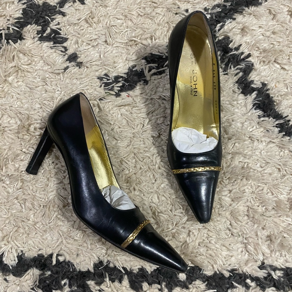 St John Black Nina Classic Pointed Toe Pump Heels with Gold Metal Chain Detail